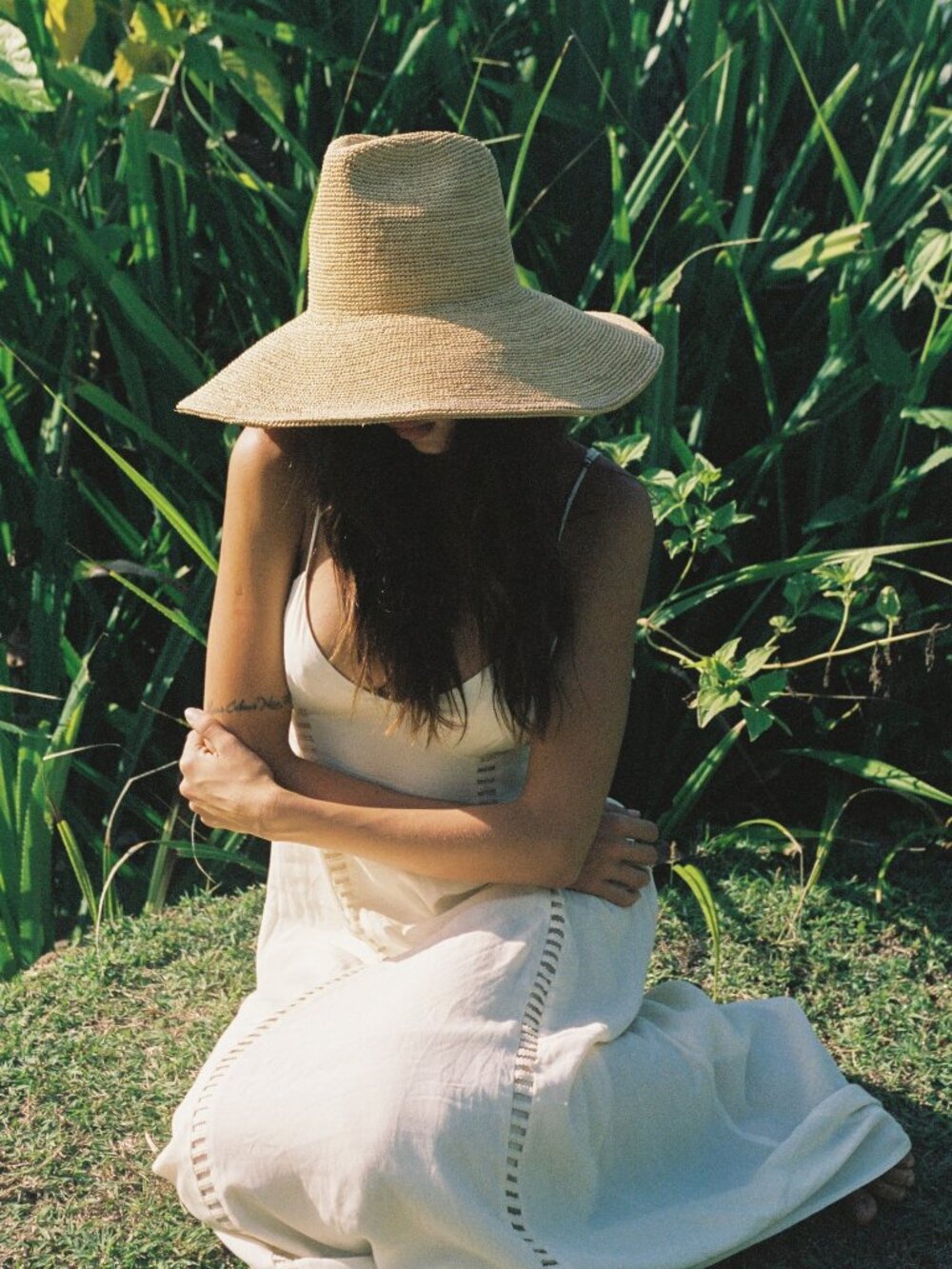 New Wyeth Lina Raffia Packable Adjustable Wide Brim Natural Sun Hat One Size NWT - Picture 5 of 14